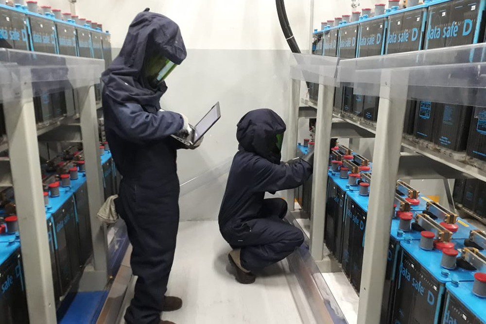 Banco de baterias funcionamento e instalacao