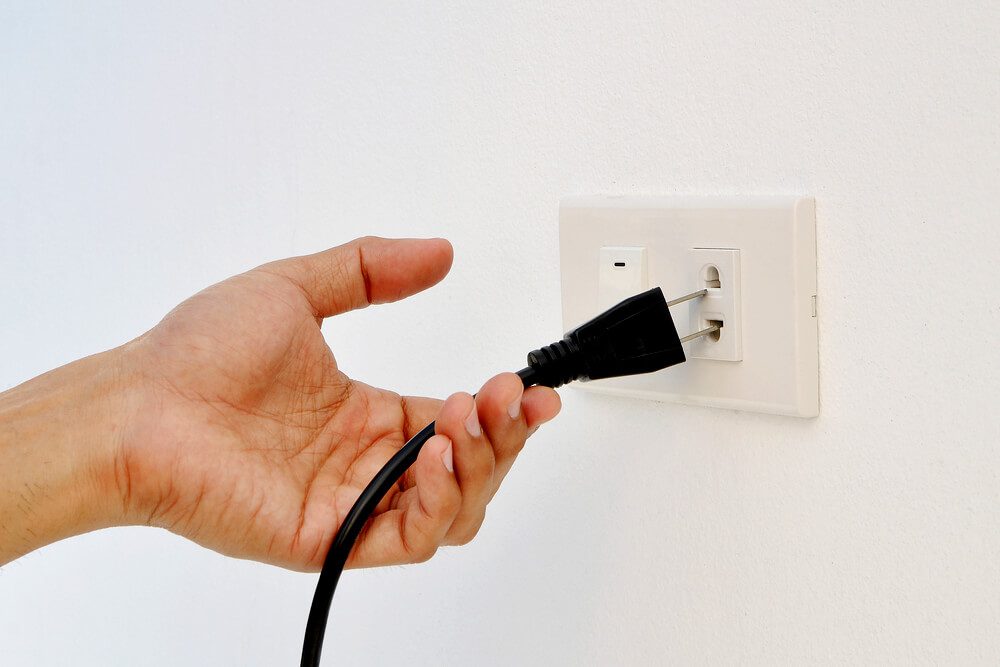 Veja como proteger seus equipamentos contra quedas e oscilações de energia 1 Queda de energia